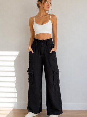 $78 C&C California Black Gauze Cargo Wide Leg Pants Size Small